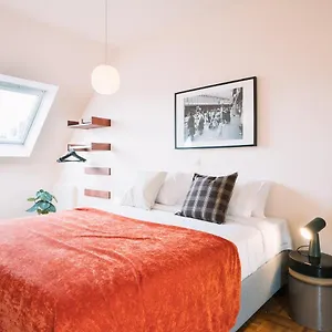 Central Ghent Apartment