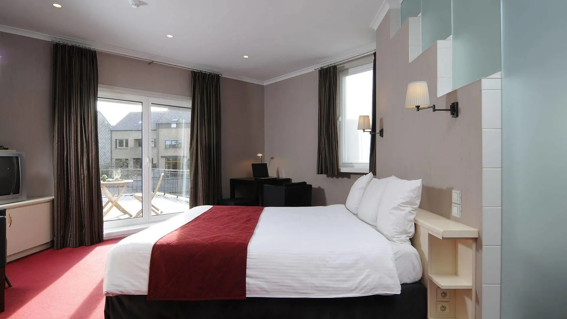 Hotel Astoria Gent 3*,